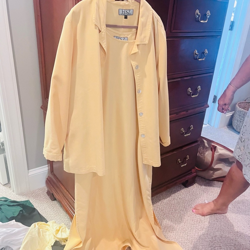 Yellow Scoop Neck Long Sleeve Maxi Gown